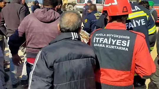 Hafriyat kamyonu uçuruma yuvarlandı