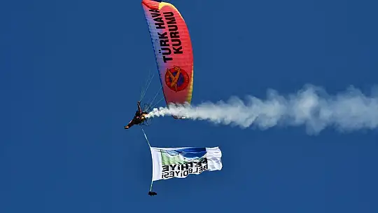THK paramotorları Fethiye semalarında