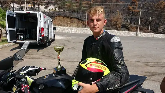 Hayalleri için hayatını değiştirdi