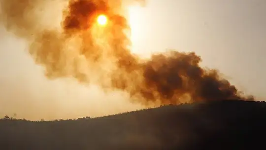 Herkes seferber oldu ama Kıyıkışlacık'ta alevler yeniden yükseldi