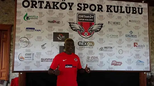 İbrahim Yattara, Muğla Süper Amatör Lig takımı Ortaköyspor ile sözleşme imzaladı