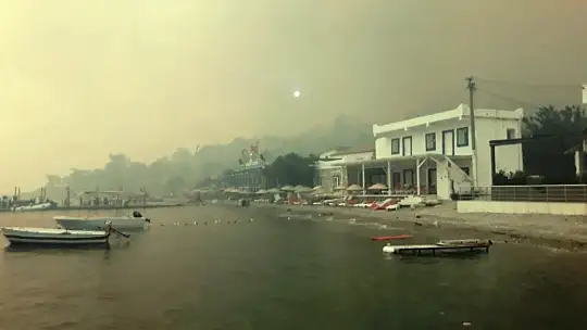 İHA ekibi yangında mahsur kaldı