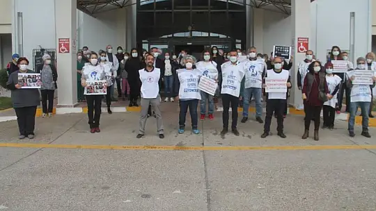 Sağlık Çalışanları Fethiye'de de Seslerini Yükseltti