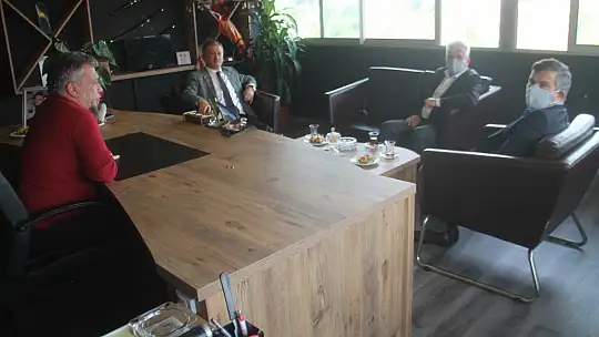 Soydemir, 'Fedakar basın çalışanlarının günlerini kutluyorum'