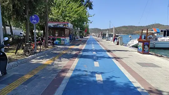 Fethiye'de Hava Sıcaklığı Sokak ve Caddeleri Boşalttı