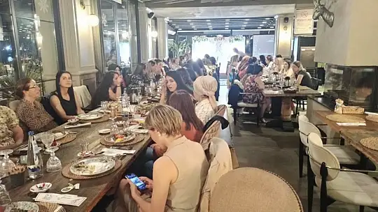 İlk Adım Kreşi'nden Anneler Günü Etkinliği