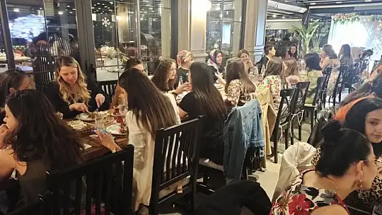 İlk Adım Kreşi'nden Anneler Günü Etkinliği