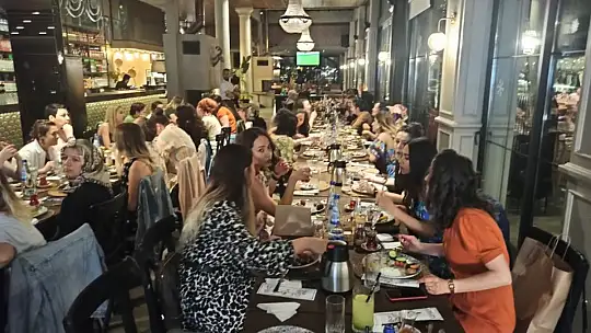 İlk Adım Kreşi'nden Anneler Günü Etkinliği