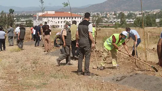 Fethiye İşletme Fakültesi'ne 500 fidan dikildi