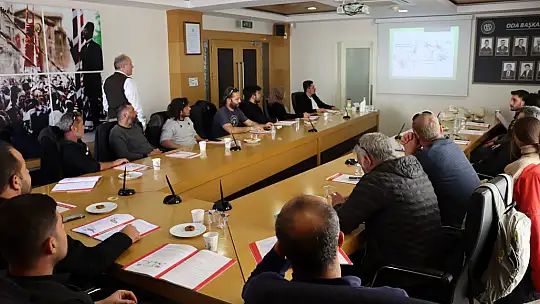 İLK YARDIM EĞİTİMİNDE BAŞARILI OLAN 21 KİŞİ BELGE ALDI