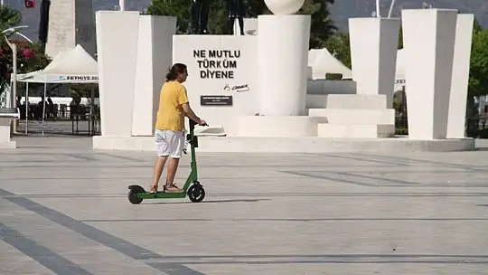 Fethiye'de yeni ulaşım tarzı Martı Scooter