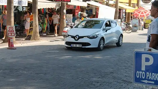 Paraşüt pilotu Celal Yıldız, 'Bizi teleferik kullanmaya zorluyorlar'
