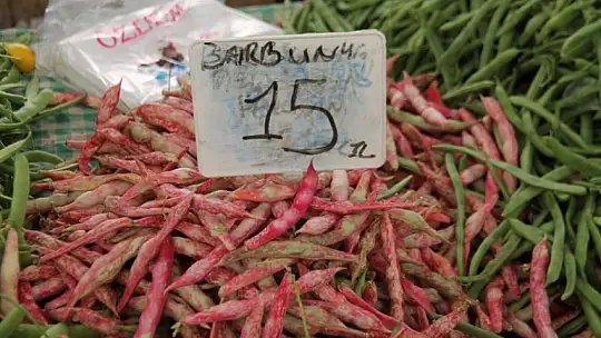 Salı pazarında zirveyi bamya ve taze fasulye paylaşıyor