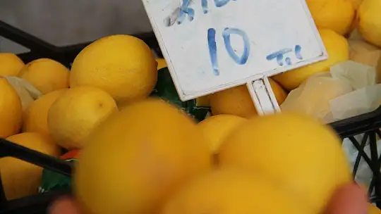 Salı pazarında zirveyi bamya ve taze fasulye paylaşıyor