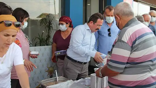 AK Parti Fethiye İlçe Teşkilatının aşure etkinliğine yoğun katılım