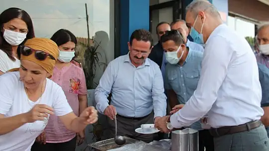 AK Parti Fethiye İlçe Teşkilatının aşure etkinliğine yoğun katılım