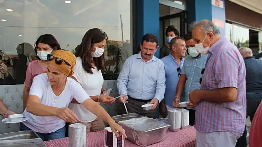AK Parti Fethiye İlçe Teşkilatının aşure etkinliğine yoğun katılım