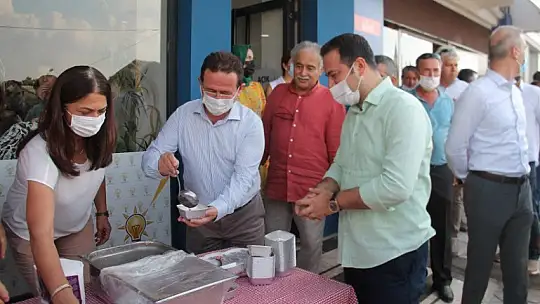 AK Parti Fethiye İlçe Teşkilatının aşure etkinliğine yoğun katılım