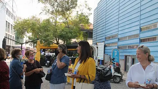 Zeynep Tuncel anısına pilav ikramında bulundular