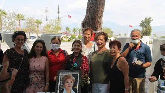 Zeynep Tuncel anısına pilav ikramında bulundular