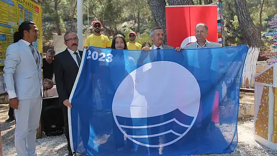 Büyük Samanlık Koyu'nda  'mavi bayrak' çekildi