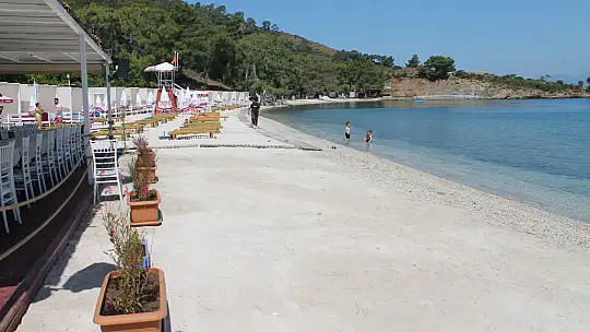 Büyük Samanlık Koyu'nda  'mavi bayrak' çekildi