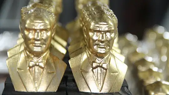 Şair Ataol Behramoğlu İle Şarkıcı Mehtap Meral Sevenleriyle Buluştu