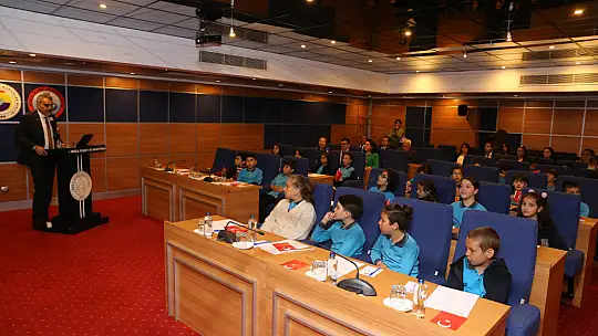 MUTSO, 47 öğrenciyi meclis üyesi unvanıyla Meclis'te ağırladı