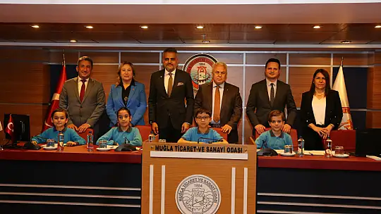 MUTSO, 47 öğrenciyi meclis üyesi unvanıyla Meclis'te ağırladı