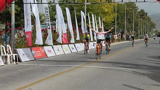 ULUSLARARASI LİKYA GRANFONDO BİSİKLET YARIŞI SONA ERDİ