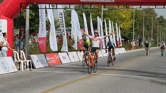 ULUSLARARASI LİKYA GRANFONDO BİSİKLET YARIŞI SONA ERDİ