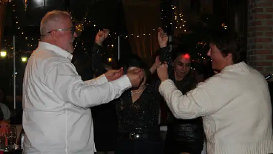 FETHİYE'DE YILBAŞI RENKLİ GEÇTİ