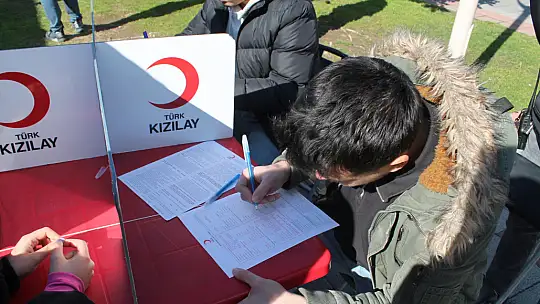 FETHİYELİ GAZETECİLERDEN YARDIM SEFERBERLİĞİ VE KAN BAĞIŞI ÇAĞRISI