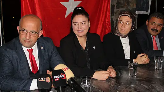 MHP'li adaylar iftar yemeğinde buluştu