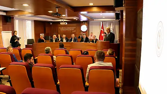 SGK MÜDÜRÜ, FTSO MECLİS ÜYELERİNİ BİLGİLENDİRDİ