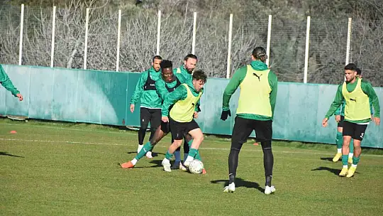 İSMET TAŞDEMİR: 'BİZİM HEDEFİMİZ İLK 10'