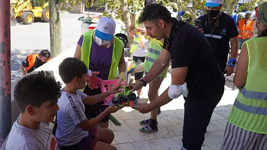 İZBAK ekipleri Muğla'da alkışlarla uğurlandı
