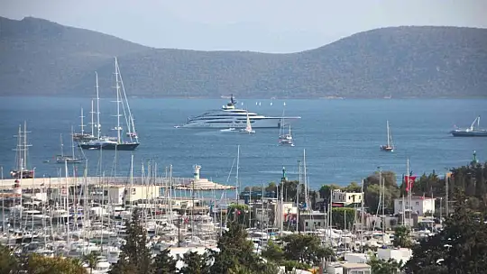 JAMAİKALI MİLYARDERİN YÜZEN SARAYI BODRUM'DA
