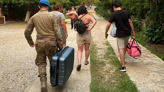 Jandarma ekipleri Datça'daki orman yangını için topyekün seferber oldu