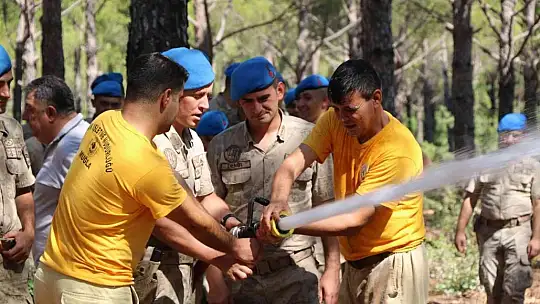 Jandarma ekipleri orman yangınlarına hazır