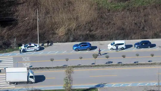 Jandarma havadan-karadan trafiği denetliyor