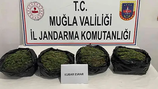 JANDARMA ZEHİR TACİRLERİNİ SEYDİKEMER'DE YAKALADI