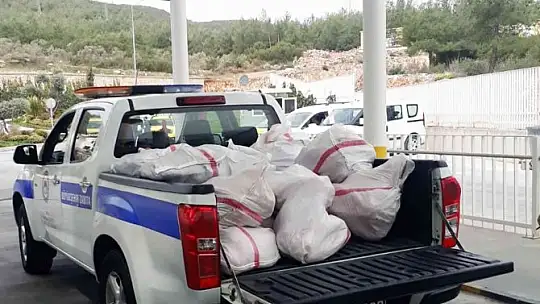 Kaçak etlerin sahibine ve otobüse ceza