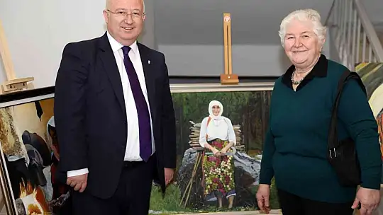 Kadınlar sergi ve sinema gösteriminde buluştu