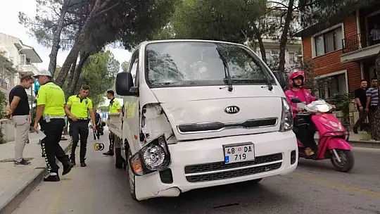 Kamyonetin çarptığı kadın hayatını kaybetti