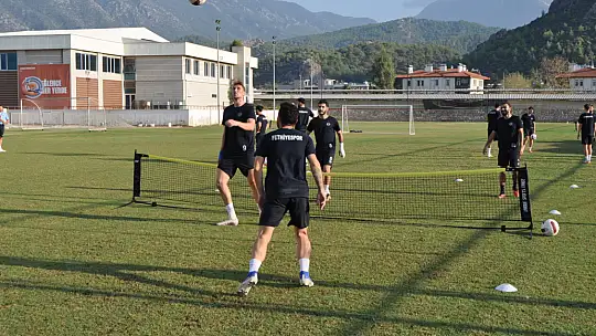 Fethiyespor'da Saruyer mesaisi devam ediyor