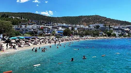 Karadan, denizden ve havadan Bodrum'a turist yağdı