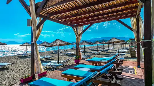 Belediye plajları uygun fiyatlarıyla ilgi görüyor