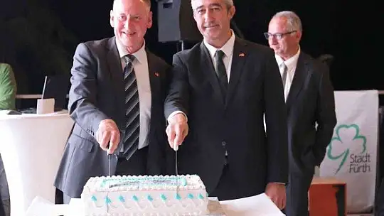 Kardeş şehrin misafirleri gala yemeğinde ağırlandı