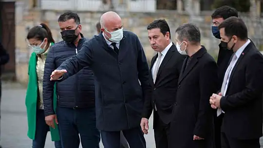 Kaymakam Bayar vatandaşların şikayetlerini dinledi